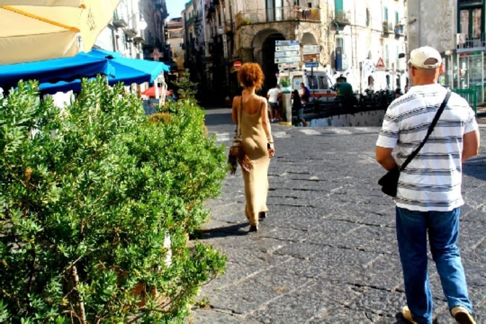 R’n’b zvezda Rijana postavila je na svoj Facebook nalog album sa fotografijama koje su nastale tokom leta kada je išla na krstarenje sa drugaricama. Tokom odmora atraktivna pevačica nije propustila da obiđe turističke znamenitosti, isprobala je sladoled u loka