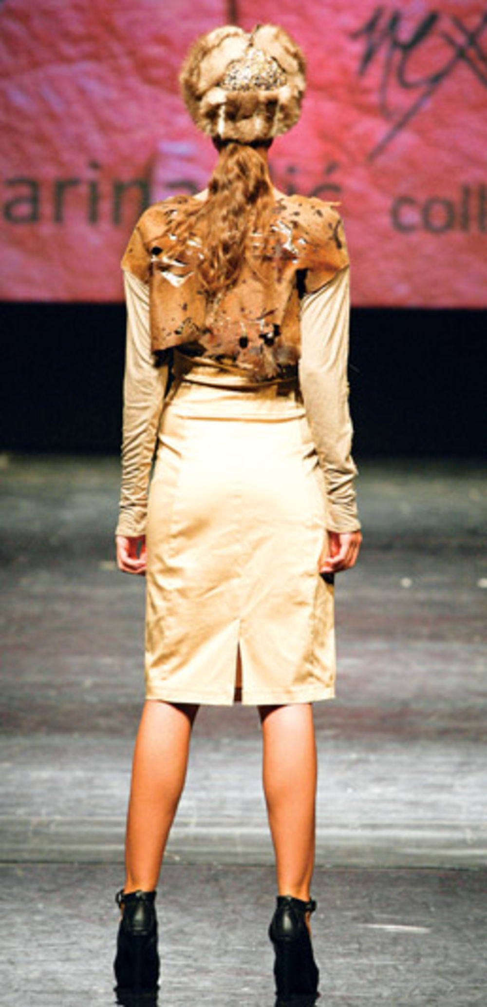 Nedavno završeni 19. Herbafast Fashion selection objedinio je inovacije modnih eksperata koji su svoje najnovije kolekcije prikazali u našoj prestonici, ali i u Budmpešti