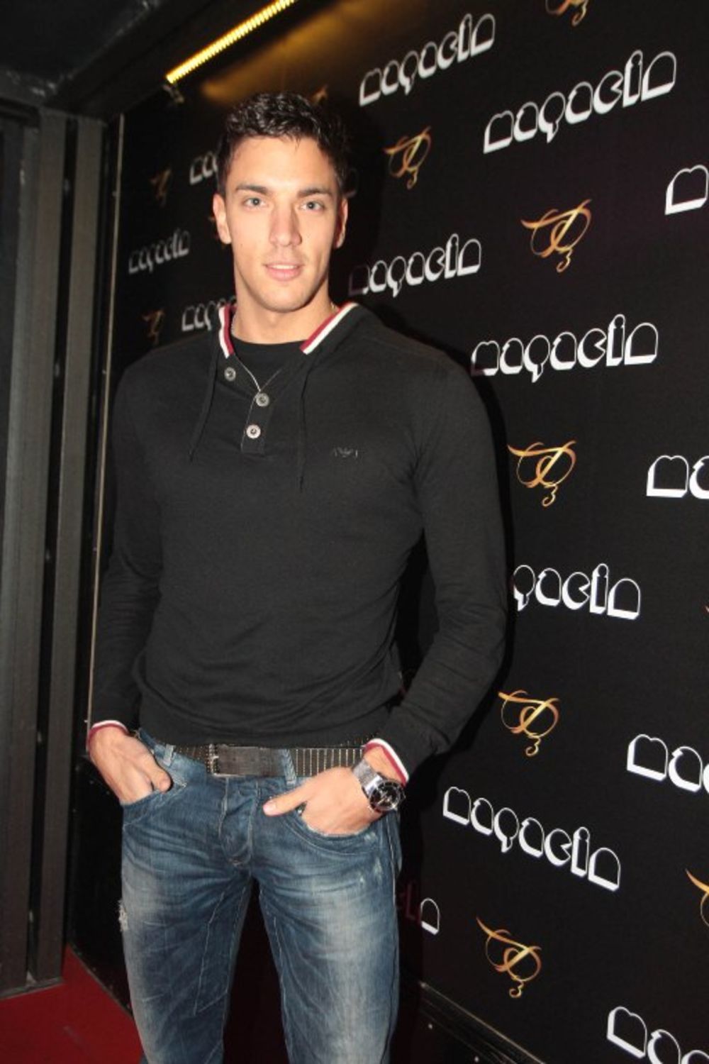 Pevačica Marija Šerifović još jednom je proslavila rođendan, nakon slavljeničke žurke u Beču, Marija je u prestoničkom klubu Magacin organizovala žurku za pamcenje za sve prijatelje koji nisu mogli da prisustvuju proslavi u Austrijskoj prestonici.