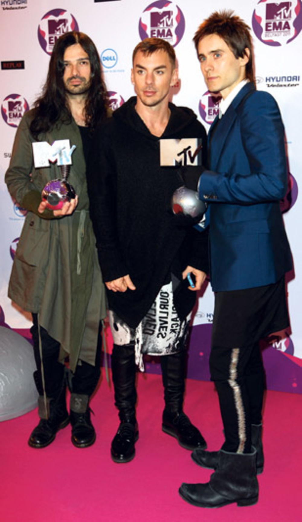 Evropsku dodelu MTV nagrada svetske zvezde učinile su dodatno unikatnom jer su domišljato spajale nespojive krojeve, boje i materijale plasirajući novi i odvažniji trend