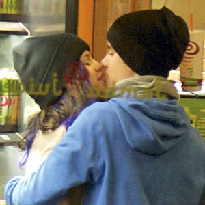 Džastin Biber i Selena Gomez: Strasna romansa