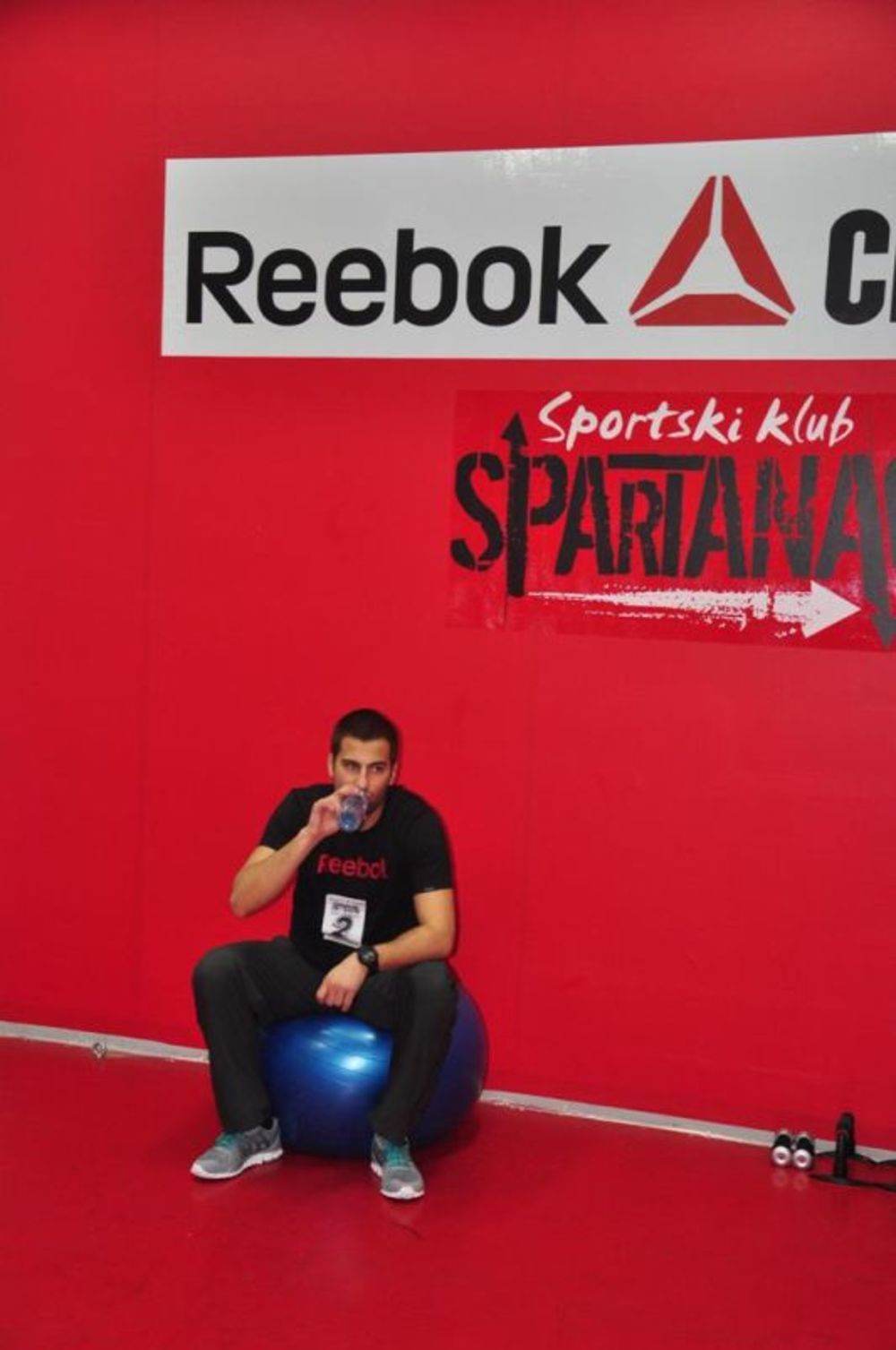 U CrossFit centru Spartanac, Reebok je obeležio početak nove i sasvim drugačije kampanje – Fitnes Sport je stigao. Predstavnici medija i mnogobrojne ličnosti iz javnog života okupili su se kako bi isprobali novu disciplinu CrossFit, koja predstavlja revolucion