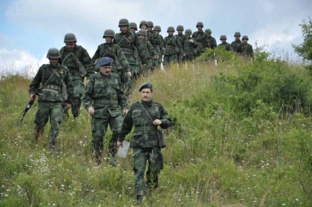 Serija Vojna Akademija snimljena je pod pokroviteljstvom i uz pomoć Ministarstva odbrane Republike Srbije, Vojne akademije i svih njenih pripadnika, u produkciji NIRE PRO za Radio-televiziju Srbije. Serija se emituje subotom od 20 časova na Prvom program RTS-a