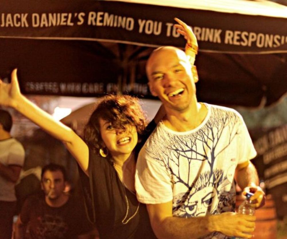 Naš dragi festivalski domaćin, gospodin Jack , krenuo je na petu letnju turneju u okviru koje ponovo dolazi na Exit festival. Autentični američki JDX  truck bar, treće leto zaredom predstavlja kapiju  za specijalnu zabavu i sofisticirani sadržaj koje redovni f