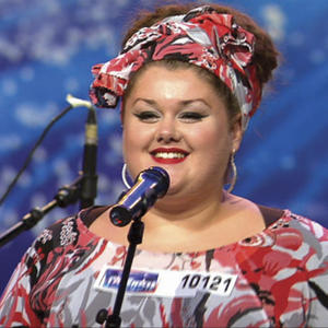 Bojana Stamenov otpevala himnu Guarana Foam Festa