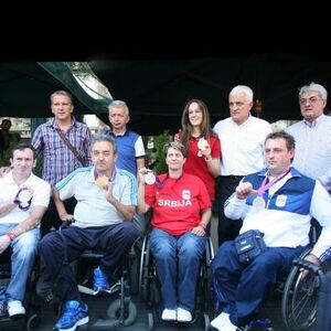 Paraolimpijci na druženju s Beograđanima