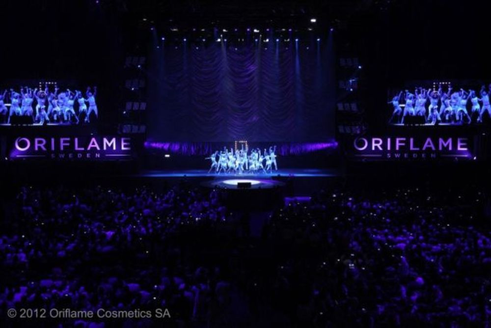 Ovog avgusta Story je imao sjajnu priliku da poseti zeleni grad na obali Baltičkog mora i bude gost Oriflame kompanije na Globalnoj zlatnoj konferenciji koja je ove godine bila u znaku proslave 45. rođendana kompanije.Story tim prisustvovao je svečanom otvaran