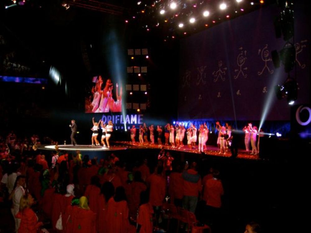 Ovog avgusta Story je imao sjajnu priliku da poseti zeleni grad na obali Baltičkog mora i bude gost Oriflame kompanije na Globalnoj zlatnoj konferenciji koja je ove godine bila u znaku proslave 45. rođendana kompanije.Story tim prisustvovao je svečanom otvaran