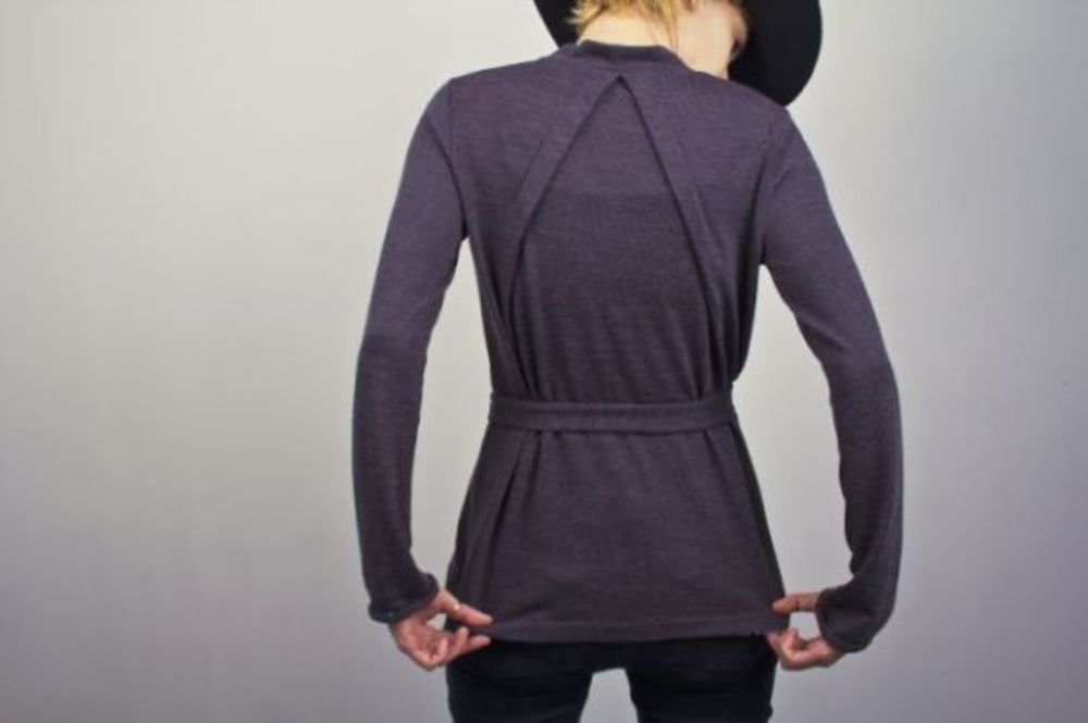 Na narednoj Modi za poneti koja se održava  23, 24. i 25. novembra od 17 do 22 časova u Kulturnom centru Grad biće predstavljene nove zimske kolekcije, nova imena i nove ideje. Izabrani učesnici koji će se predstaviti svojim novim kreacijama su: Aleksandra Kam