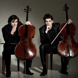 2 Cellos na druženju sa Stefanom Milenkovićem i studentima muzičke akademije 27. decembra