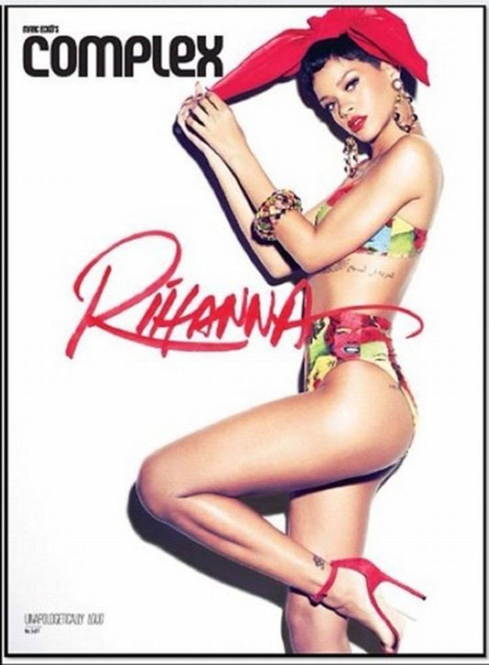 Pop zvezda pozirala je za sedam različitih naslovnih strana magazina Kompleks koji će se naći u prodaji u februaru, pokazavši još jednom svoju raskošnu lepotu.