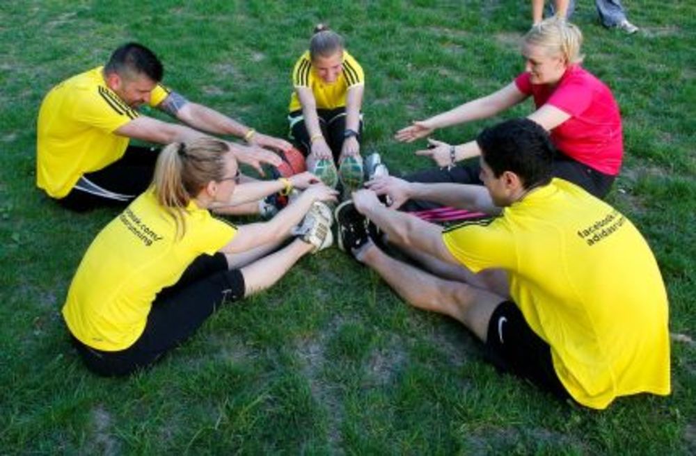 adidas Run and FUN ekipa uživala u još jednom treningu na Adi Ciganliji! Funneri, Fitteri i Weight loss ekipa ponovo su zajedno trčali nakon Beogradskog maratona, i pokazali kako ih i dalje drži takmičarski duh i isti cilj, da završe svoju trku!