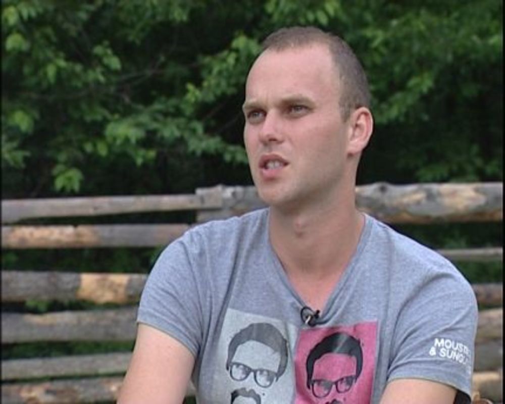 Protekli dan na Farmi definitivno je obeležila žestoka svađa između Stanije i Zorice Marković, nakon čega je folk pevačica diskvalifikovana iz daljeg nadmetanja. Dan je počeo ogovaranjima, zatim su usledili sastanci, a vi imate priliku da pročitate celokupan p