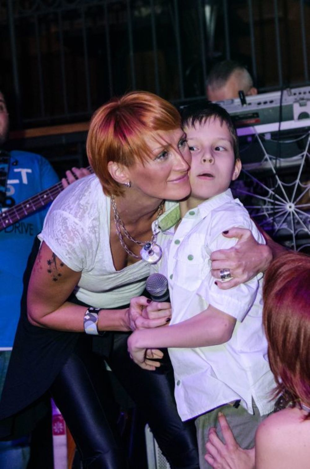 Brojne poznate ličnosti podržale su dobrotvornu akciju koja se 13.maja održala u organizaciji kluba Kasine Beograd, sa ciljem prikupljanja novca za šestogodišnjeg Kostu Vasiljevića, koji boluje od cerbralne paralize. Na veliko zadovoljstvo organizatora odazval