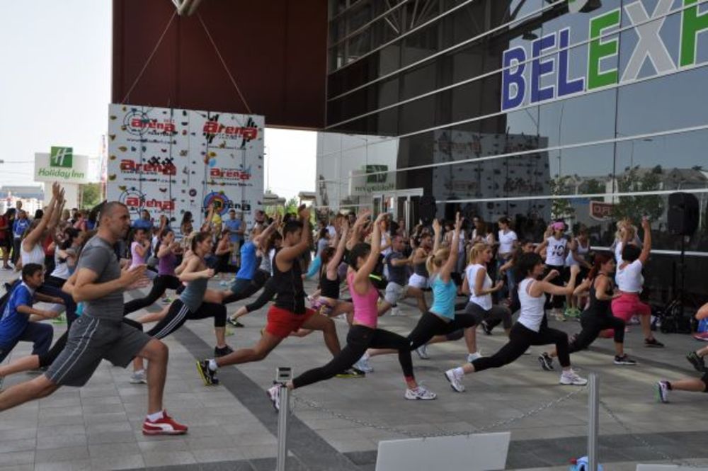 Za vikend je u Belekspo centru održan treći regionalni Sajam fitnesa ,velnesa i zdravog života, Mivela Wellfit. Sajam je okupio više od 50 vodećih fitnes klubova, velnes i spa centara iz svih delova Srbije, proizvođača opreme za fitnes i bodibilding trening, s