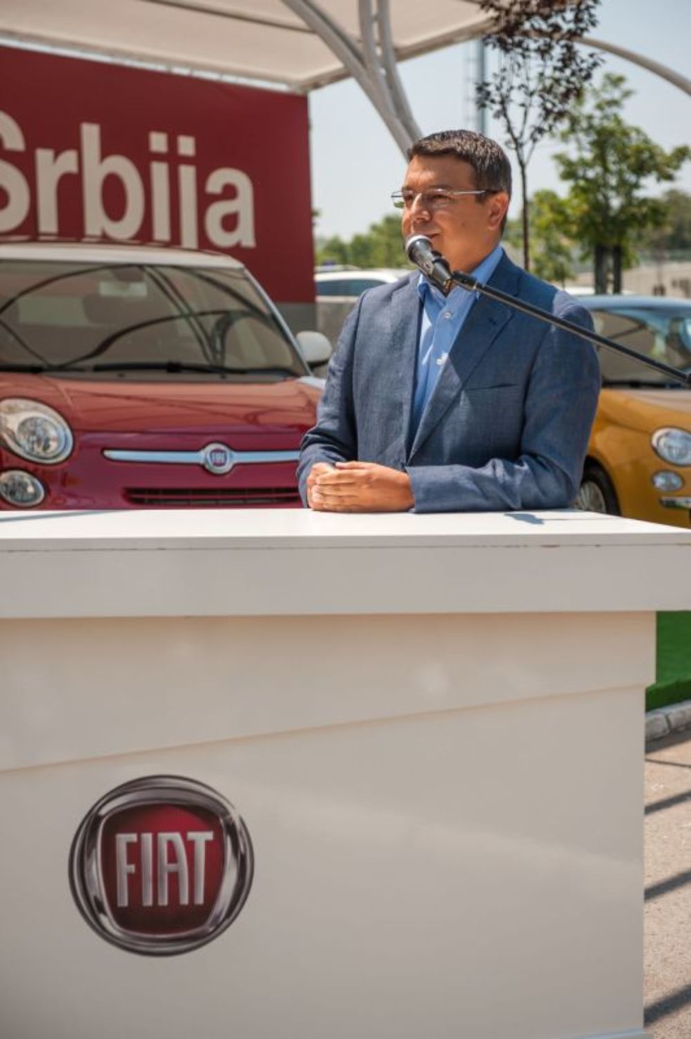 Druženje sa sportistima, osvajačima medalja na Mediteranskim igrama u turskom Mersinu i promocija najnovijeg FIAT 500L Living modela obeležili su vikend u Sportskom centru Milan Gale Muškatirović. U društvu plivača Velimira Stjepanovića, rvača Aleksandra Maksi