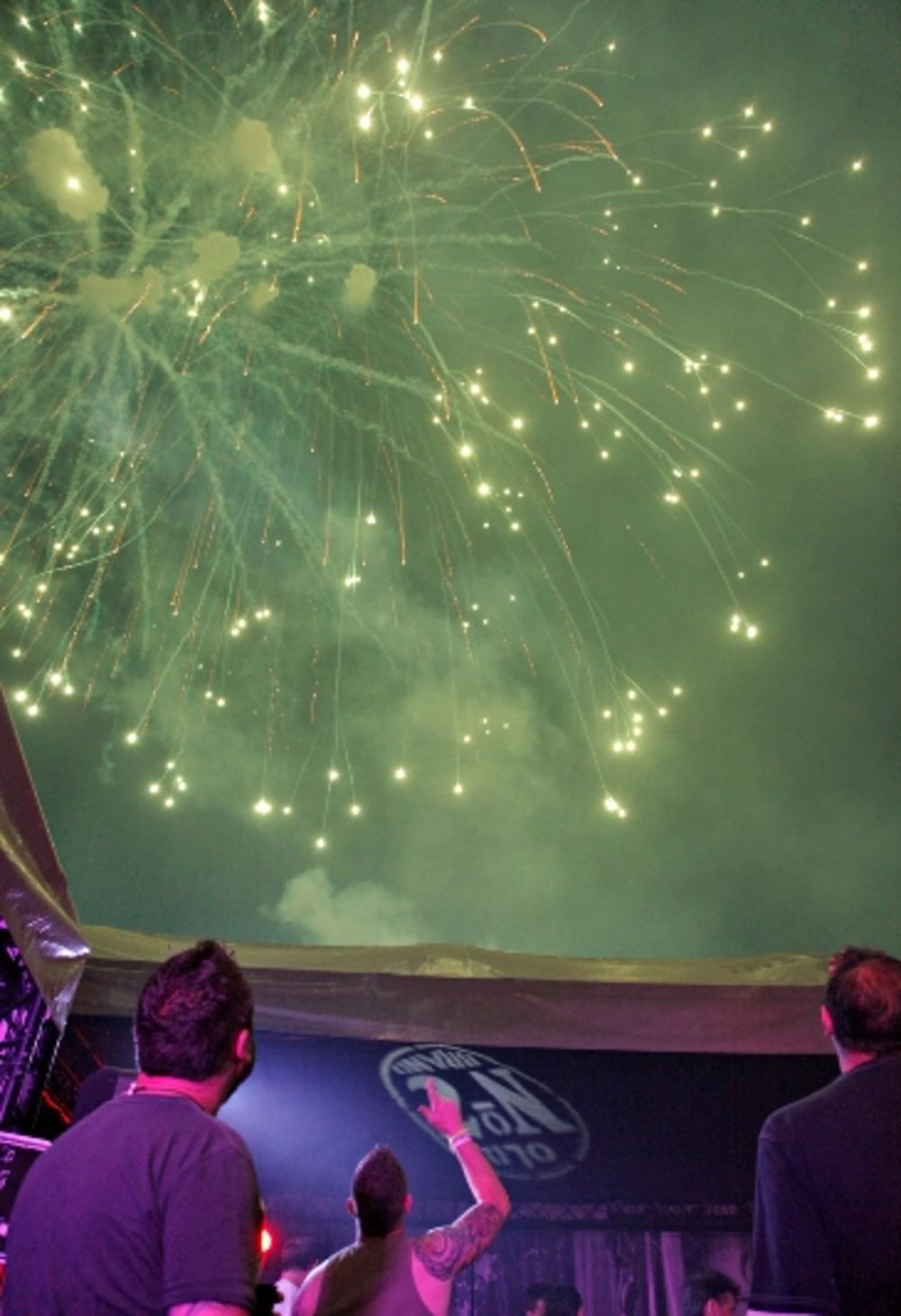 JDX Backstage bio je jedan od omiljenih festivalskih kutaka za sve ljubitelje dobre muzike i zabave na upravo završenom Exit festivalu. Ovogodišnji program osvežen je neuobičajenim nastupima poznatih ličnosti i harizmatičnih prijatelja Jack-a koji su na trenut