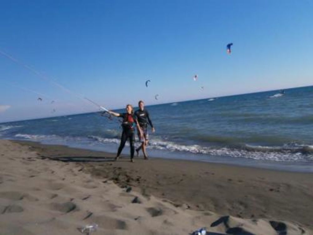 Poznata pevačica pronašla je svoj novi omiljeni sport – wakeboarding.