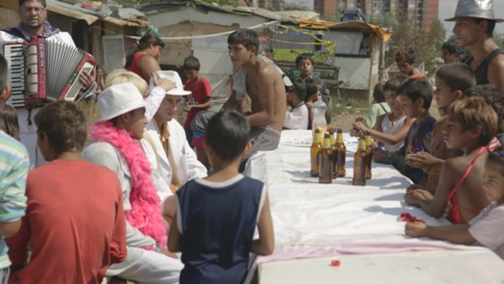 Temperamentna Nišlijka snimila spot za pesmu Karamel