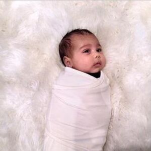 Druga slika bebe Kim Kardašijan