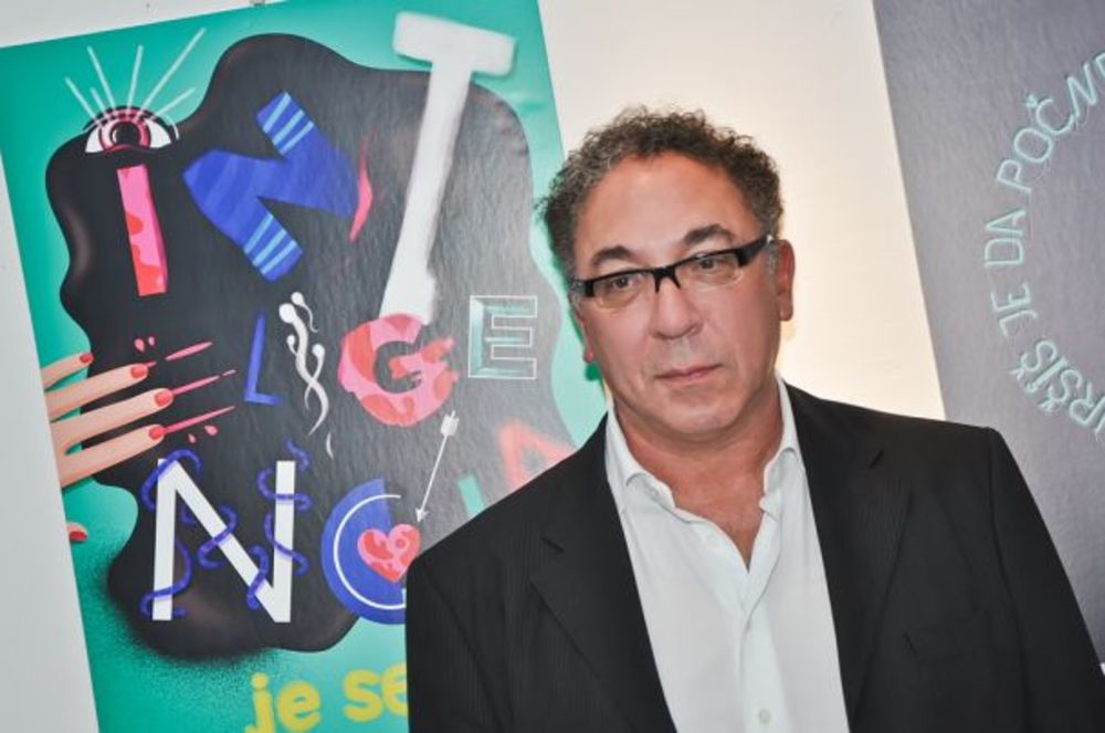 Sinoć je u Ustanovi kulture Gradske opštine Stari grad Parobrod svečano otvorena humanitarna izložba tipografija pod nazivom McCann slobodnim stilom čime je zvanično počelo McCann Parobrodiranje. U okviru svečanog otvaranja izložbe, organizovano je i donatorsk