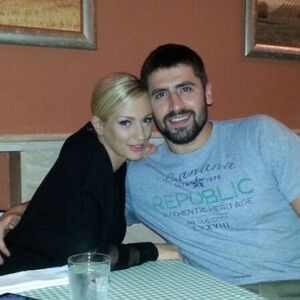 Ana i Nikola Rađen: Godišnjica braka u veselom ritmu