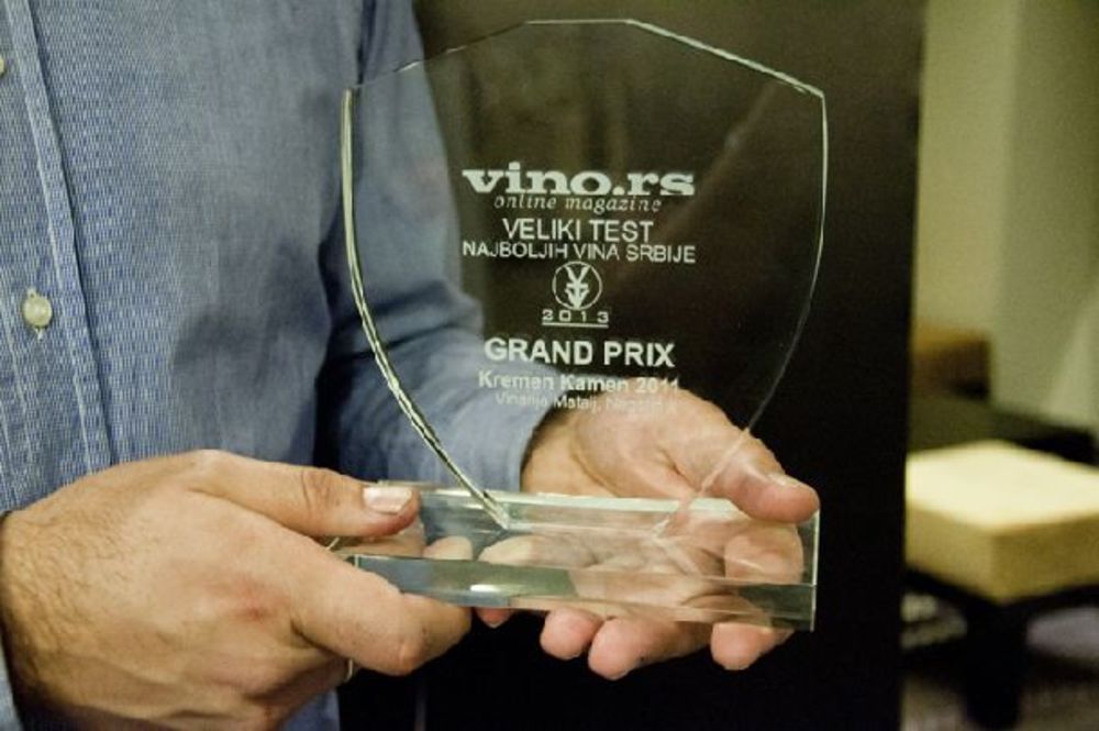 U organizaciji sajta vino.rs, u hotelu Falkonsteiner birana su najbolja vina Srbije u tekućoj godini. Prvi put na ovaj način, sva najbolja vina Srbije ocenjivao je veliki međunarodni žiri sastavljen od vinskih eksperata koji i inače ocenjuju vina na najvećim s