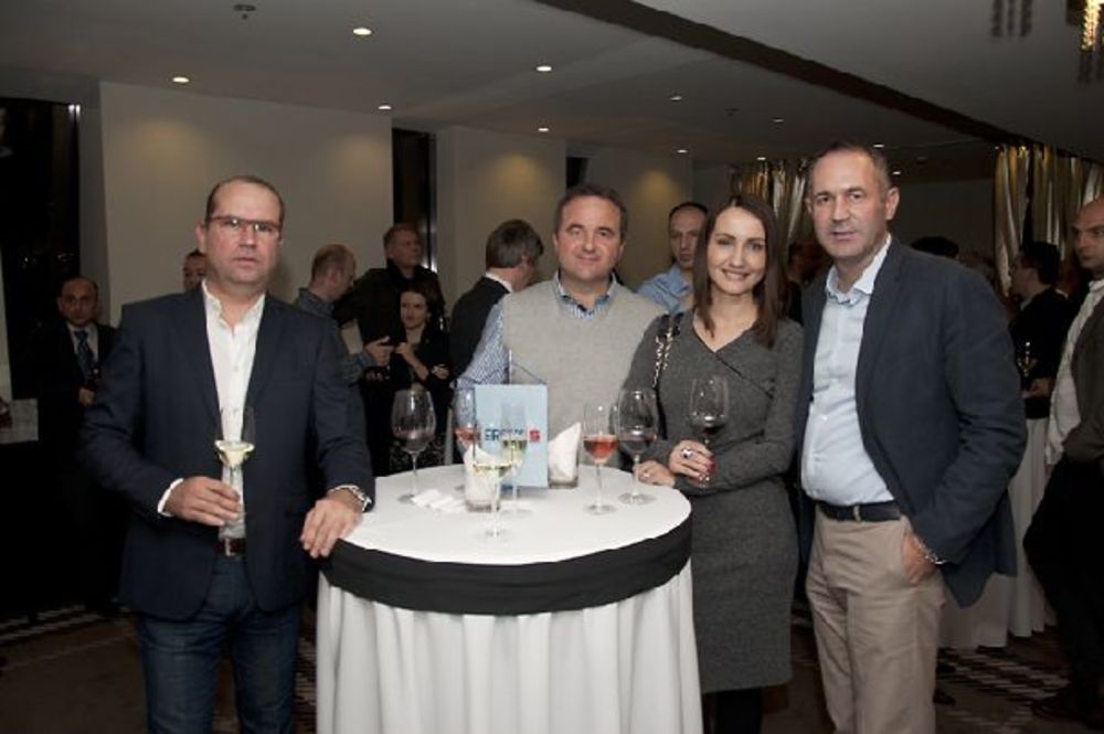 U organizaciji sajta vino.rs, u hotelu Falkonsteiner birana su najbolja vina Srbije u tekućoj godini. Prvi put na ovaj način, sva najbolja vina Srbije ocenjivao je veliki međunarodni žiri sastavljen od vinskih eksperata koji i inače ocenjuju vina na najvećim s