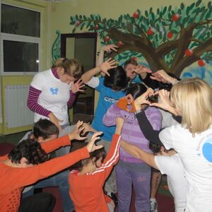 Igra za sreću: Autorski performans dece iz Zvečanske