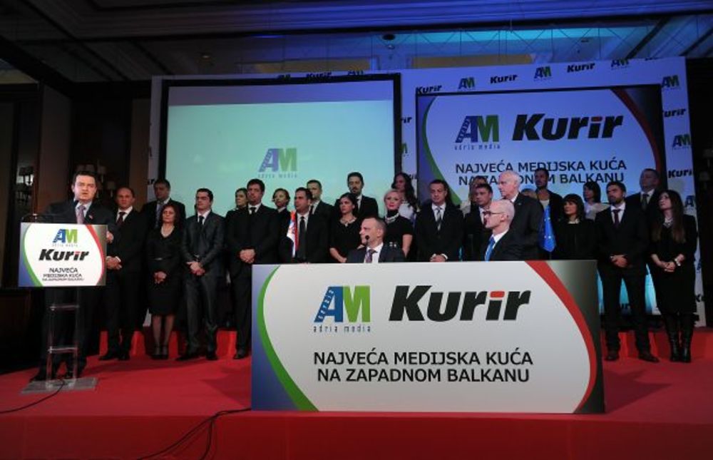 Kompanije Kurir Info i Adria Media Serbia potpisale su danas ugovor po kome Kurir Info preuzima vlasništvo nad kompanijom Adria Media Serbia