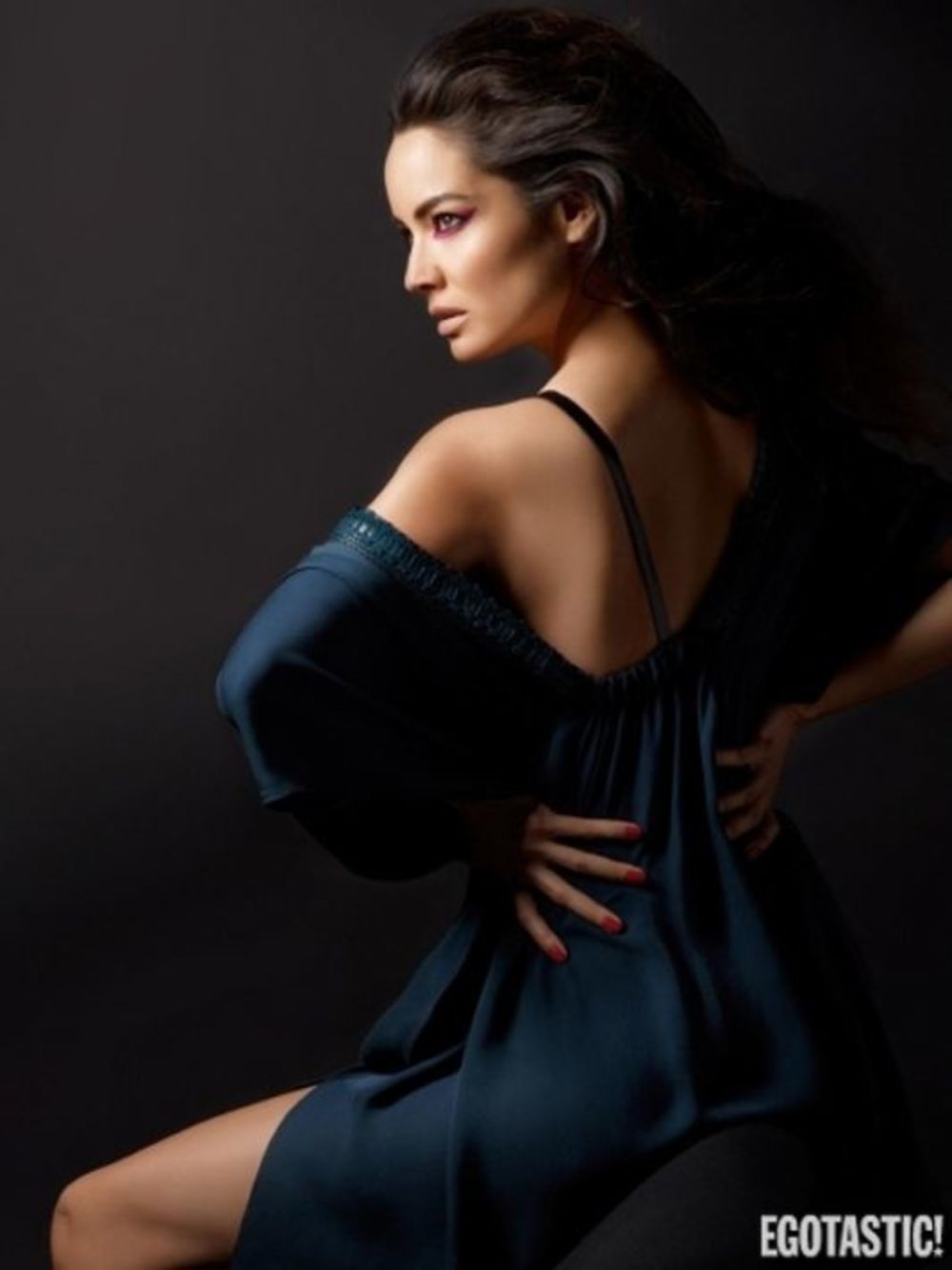 Francuska glumica Berenis Marlo trenutno važi za jednu od najatraktivnijih devojaka koje poseduje evropsko glumačko polje. Ona je popularnost stekla ulogom u poslednjem izdanju franšize o najpoznatijem svestkom tajnom agentu, filmu Skyfall. Postala je simbol z