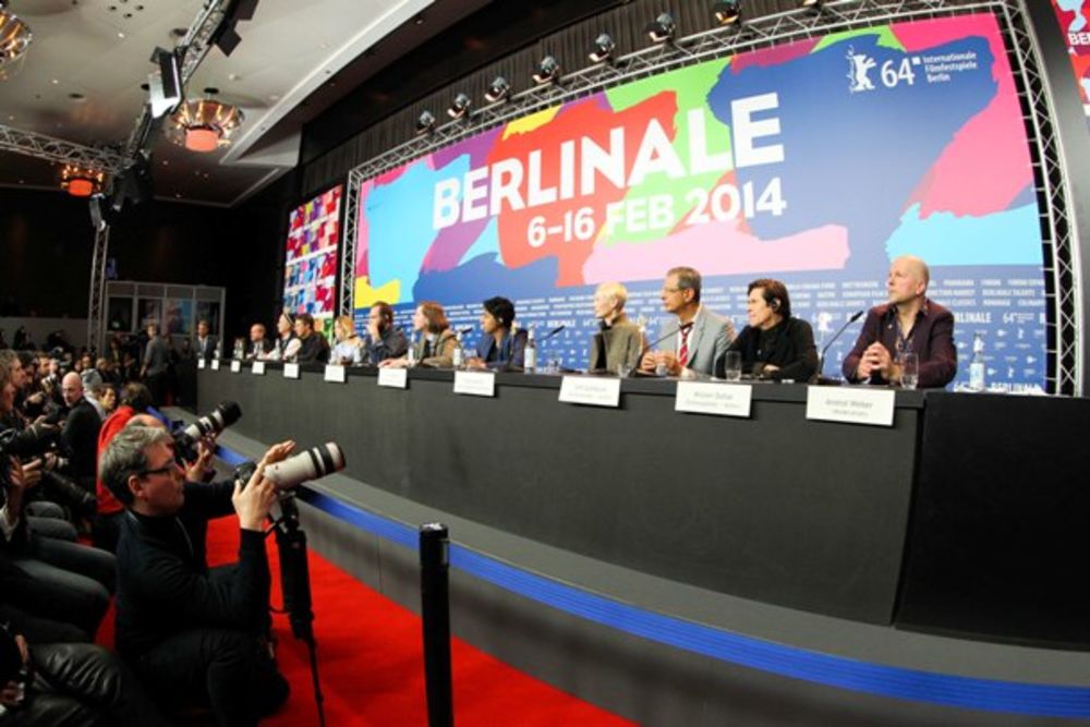 Premijerom novog ostvarenja kultnog reditelja Vesa Andersona Grand Budapest Hotel otvoren je 64. Međunarodni filmski festival Berlinale. Domaća publika će imati priliku da vidi premijerno film Grand Budapest Hotel u okviru 42. Festa, koji se održava u Beogradu