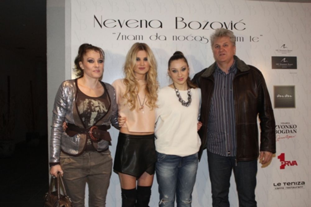 Mlada pevačica Nevena Bozović, sinoć je u beogradskom restoranu, predstavila spot za pesmu Znam da noćas gubim, a promociji su prisustvovale brojne ličnosti iz javnog života