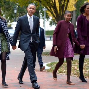Roditeljske muke: Mišel i Barak Obama ne mogu da obuzdaju ćerke
