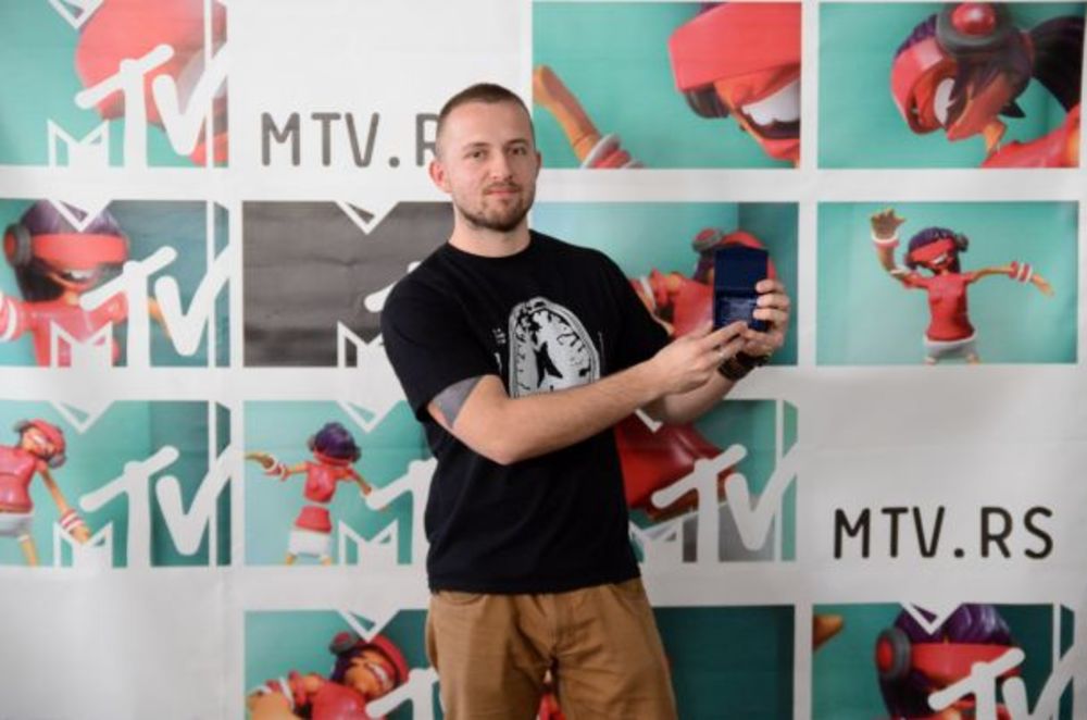 Juče su u Beogradu i Zagrebu održane druge po redu godišnje dodele MTV Video Play nagrade.