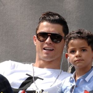 Kakav otac takav sin: Ronaldo uživa u društvu svog mališana