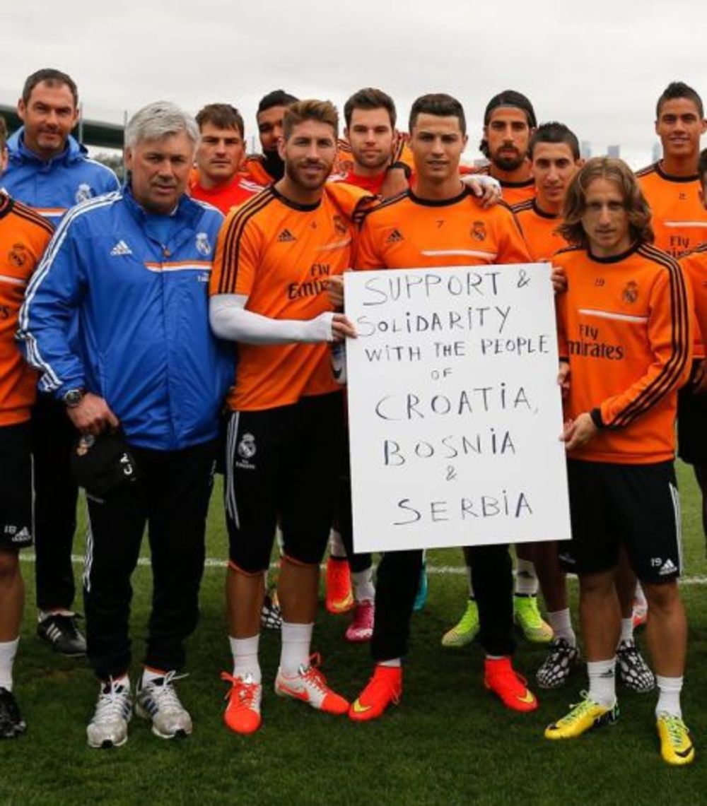 Igrači fudbalskog kluba Real Madrid pokazali su solidarnost sa narodom Srbije, Hrvatske i Bosne i Hercegovine. - Svi članovi fudbalskog kluba Real Madrid žele da iskažu solidarnost sa narodom balkanskih zemalja koje su se ovih dana suočile sa stravičnim poplav