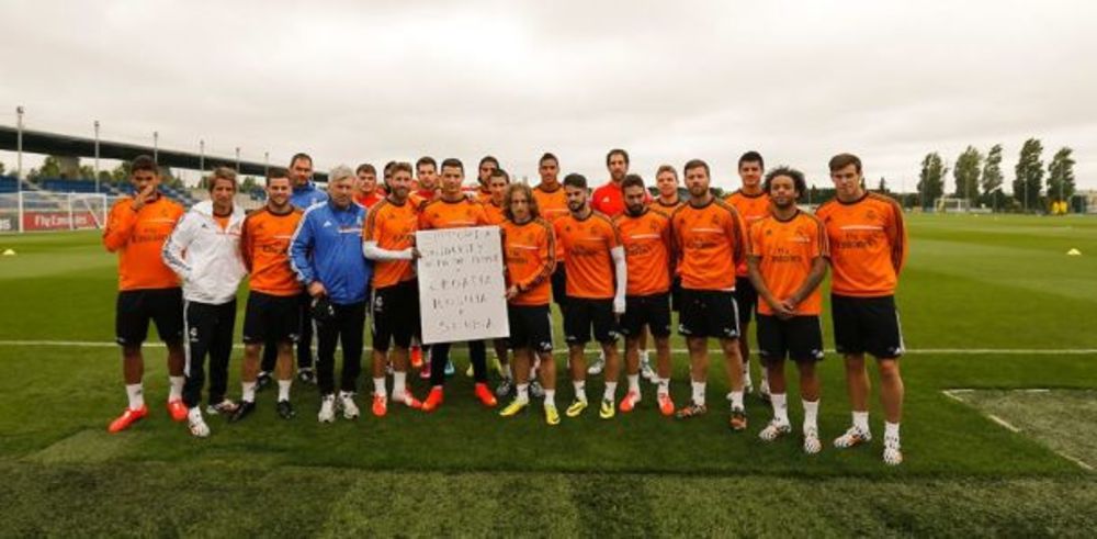 Igrači fudbalskog kluba Real Madrid pokazali su solidarnost sa narodom Srbije, Hrvatske i Bosne i Hercegovine. - Svi članovi fudbalskog kluba Real Madrid žele da iskažu solidarnost sa narodom balkanskih zemalja koje su se ovih dana suočile sa stravičnim poplav