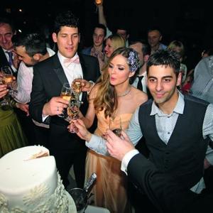 Pogledajte kako su se poznati proveli na venčanju kod Nine Janković i Mateje Dičića