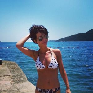 Jelena Bačić Alimpić pokazala zavidnu figuru u bikiniju (FOTO)
