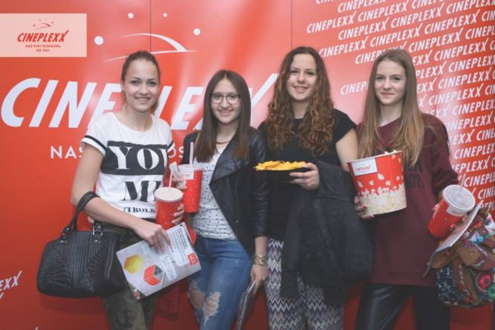 Na premijeri filma Bezvremenska Adaline, tokom manifestacije Ladys Night održane u bioskopu Cineplexx Delta City napravili smo fotografije interesantnih dama različitih uzrasta. Pozivamo vas da glasate za najlepšu.