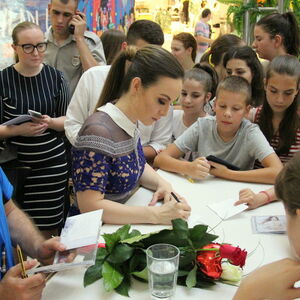 Stotinu fanova upoznalo Jelenu Tomašević