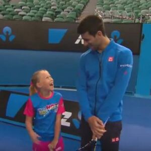 Niko kao Novak Đoković: Ovaj video raznežio je ceo svet!