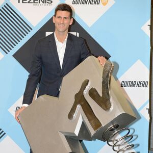 Totalni haos: Novak Đoković u centru pažnje na dodeli MTV nagrada (FOTO)