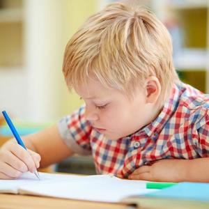Kada dete meša slova: 5 vežbi za pravilno pisanje reči