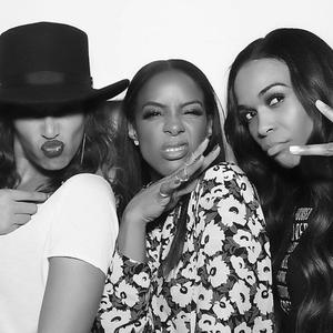 Grupa Destinys Child ponovo na okupu: Šta to zajedno slave Bijonse, Keli i Mišel? (FOTO + VIDEO)