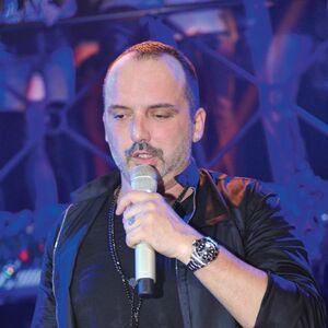Toni Cetinski na Radiju S predstavio novu pesmu Od trnja do zvijezda