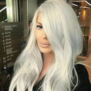 Kombinacija koja obara sa nogu: Jelena Karleuša u provokativnom izdanju! (FOTO)