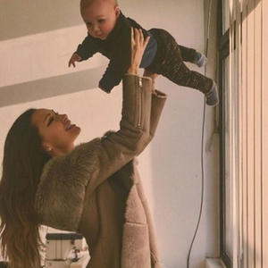Dani ispunjeni osmesima: Evo kako lepa Kristina Mijačević uživa u majčinstvu (FOTO)