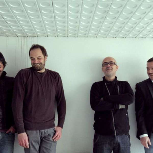 Rundek, Šandorov, Max Juričić, Darkwood Dub i Peca Popović u filmu o Vladi Divljanu (FOTO)